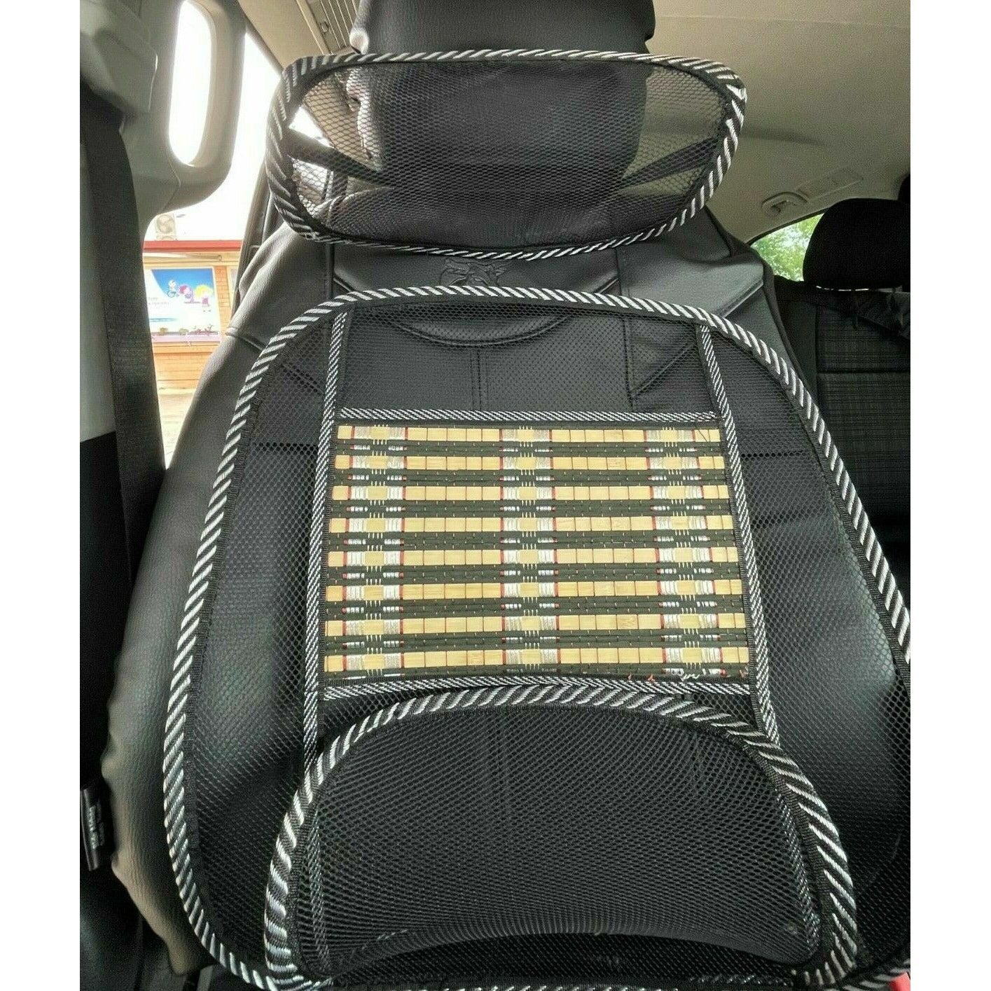 Perna răcoritoare pentru scaun auto — confort și prospețime vara