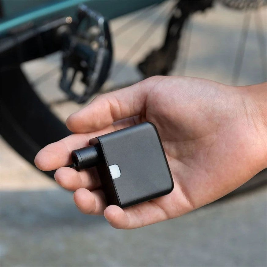 Akumulatorowa mini elektryczna pompka rowerowa - prosta i praktyczna w użyciu