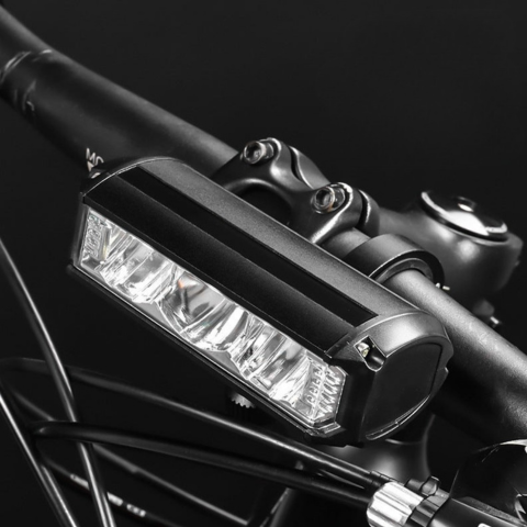 Lampe Led Vélo Ultra-Lumineuse — Visibilité Maximale & Sécurité Nocturne